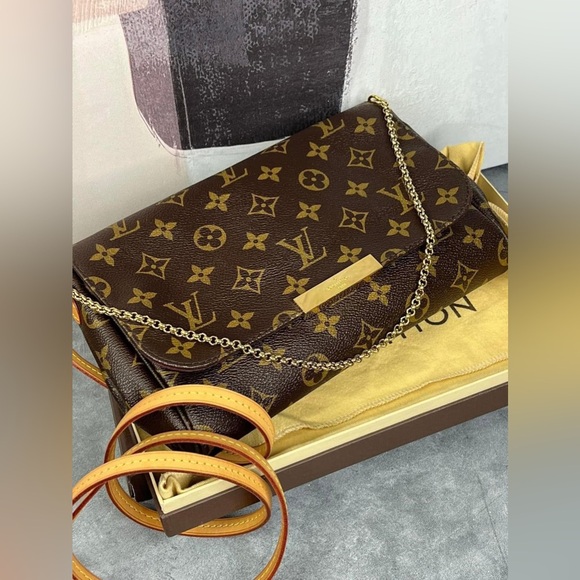 🌵Authentic Louis Vuitton Favorite MM Monogram 🌵 - Picture 1 of 10